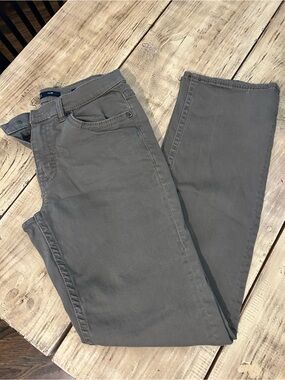 BKE - Buckle dark khaki/olive green tint jeans. LIKE NEW!